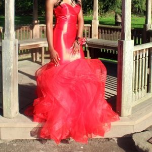 Jasz Red dress